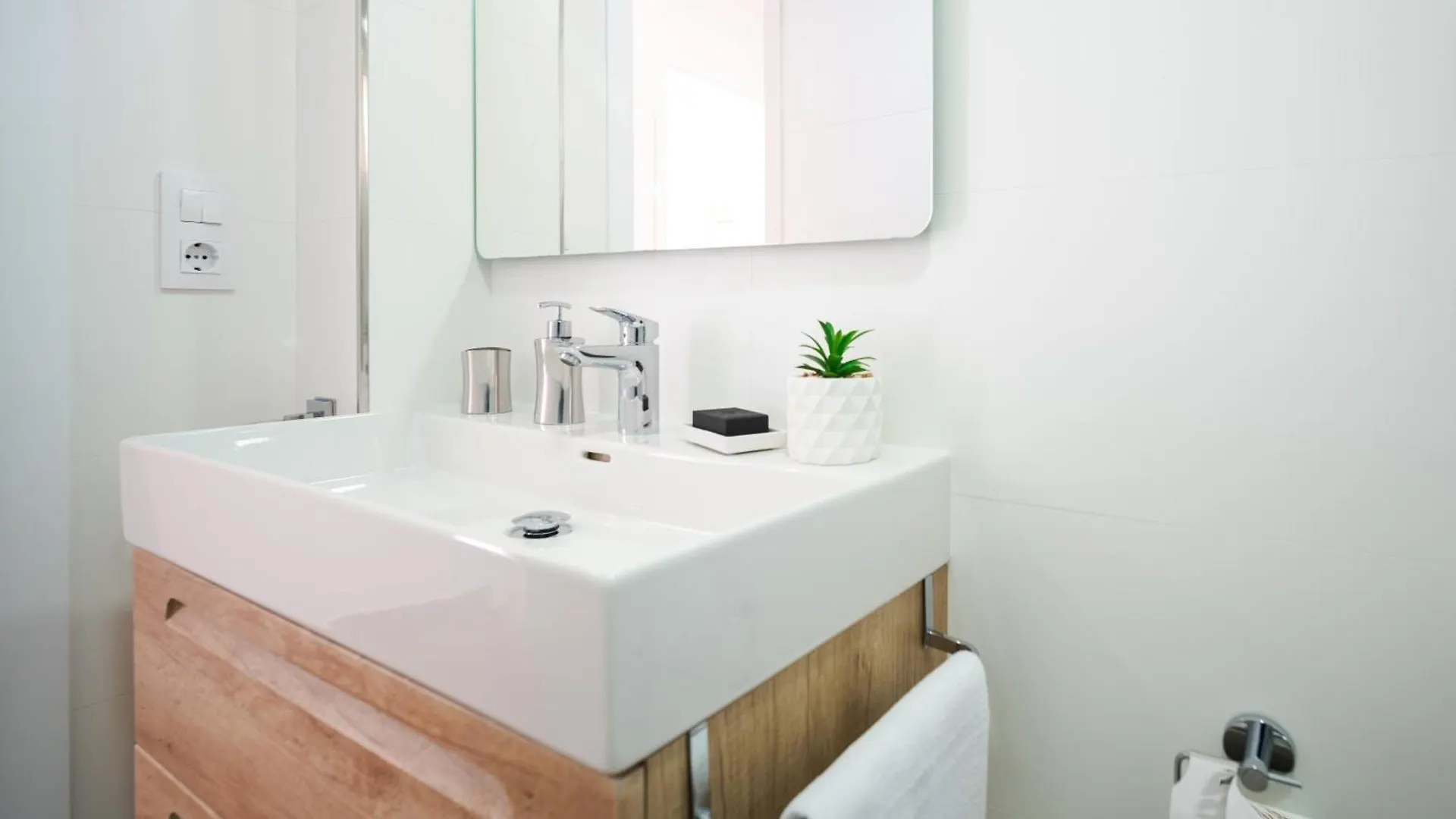 Precioso Apartamento Jardin Del Golf 1, Novo Sancti Petri Chiclana de la Frontera 0*,  Spain