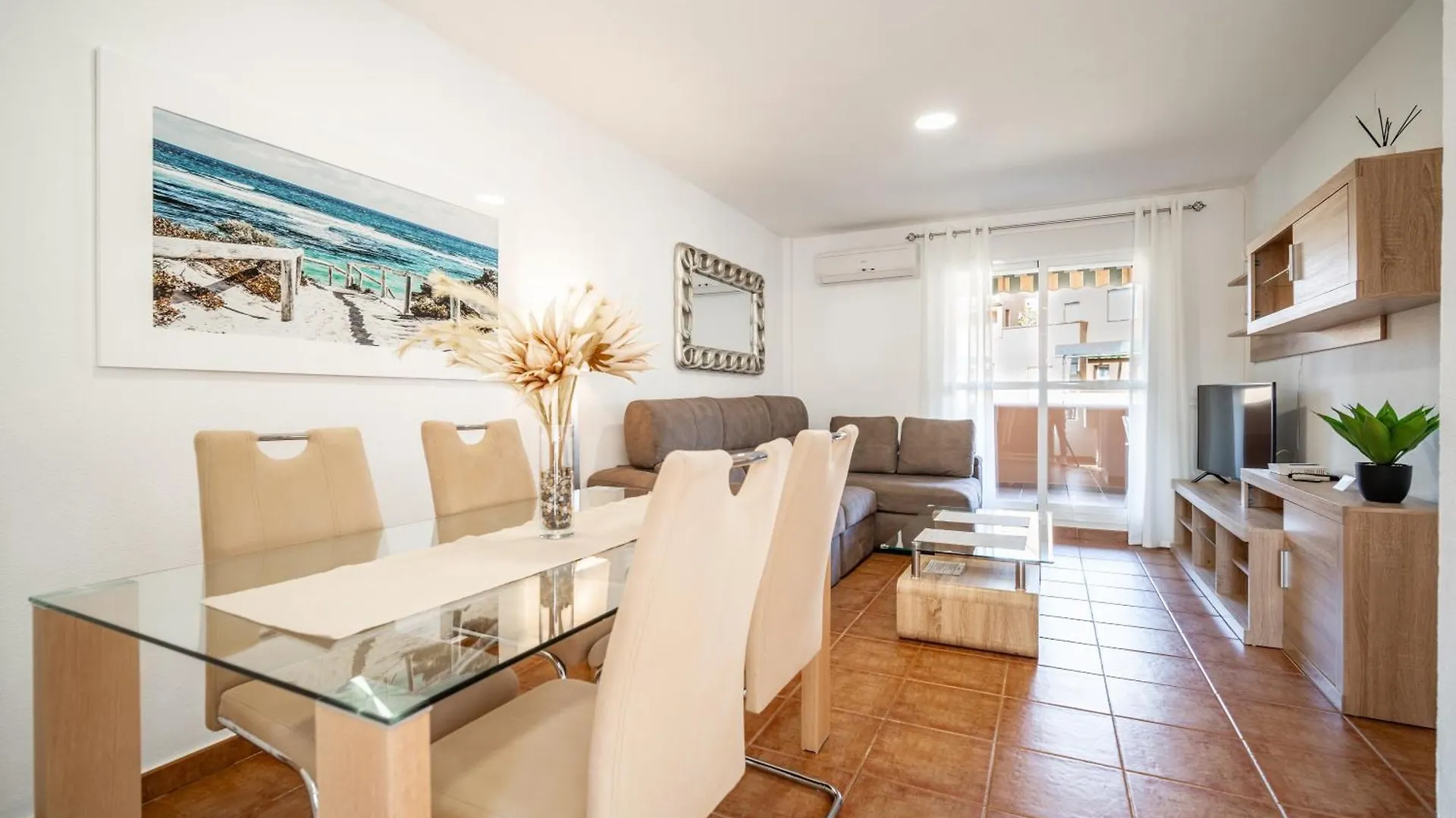 Precioso Apartamento Jardin Del Golf 1, Novo Sancti Petri Chiclana de la Frontera Spain